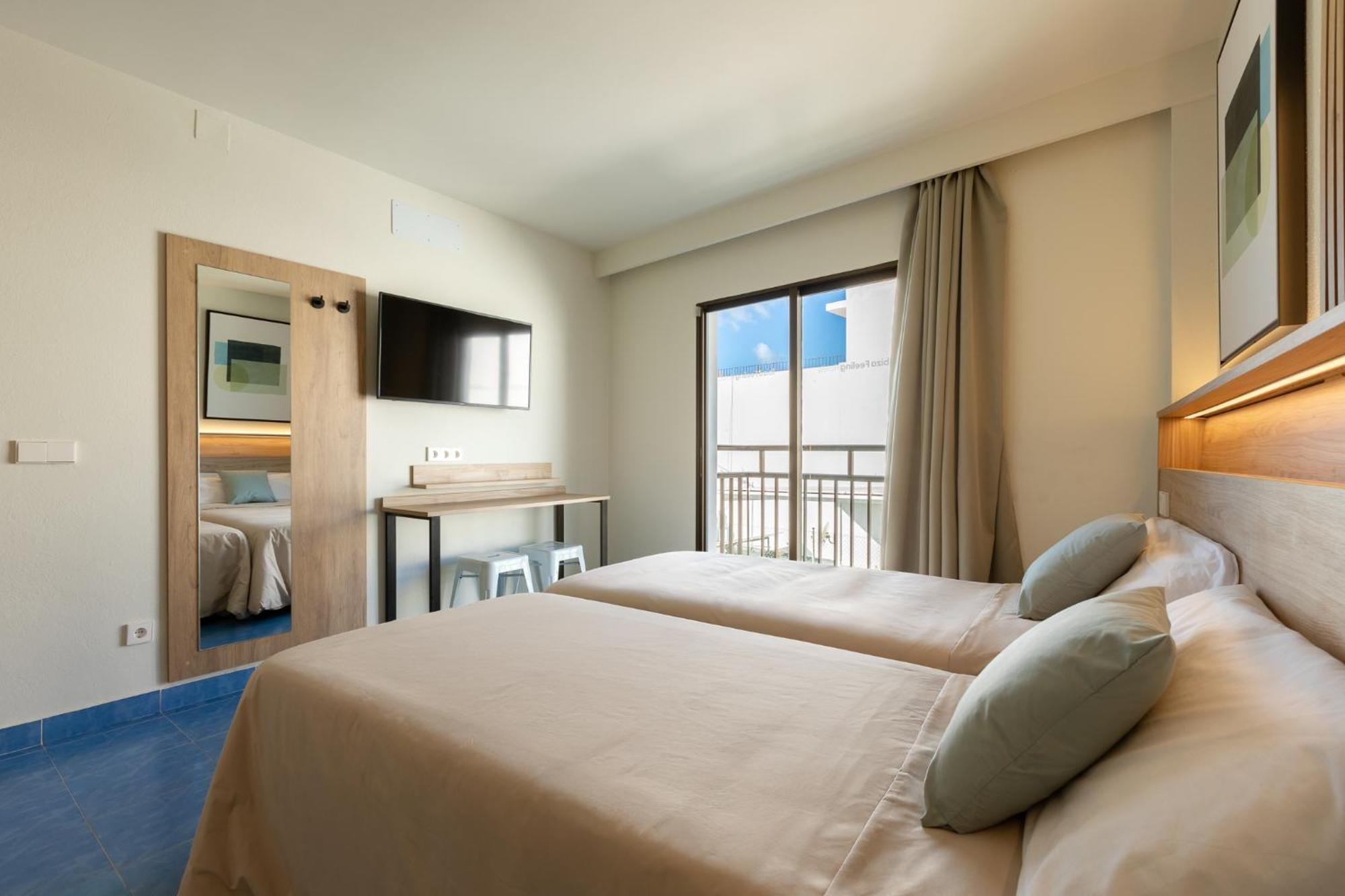 The Blue - Adults Only Apartamento San Antonio Abad